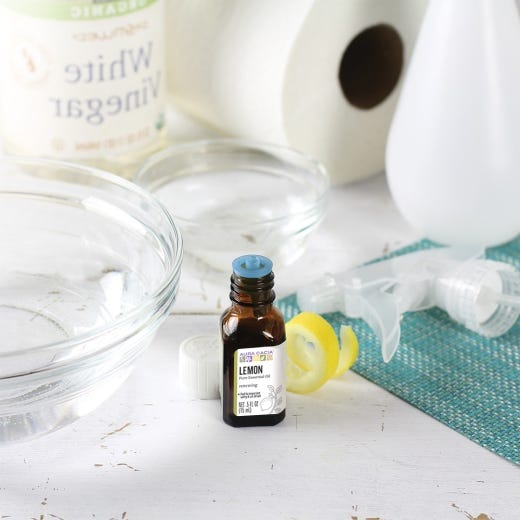 Window Cleaner with Lemon Essential Oil